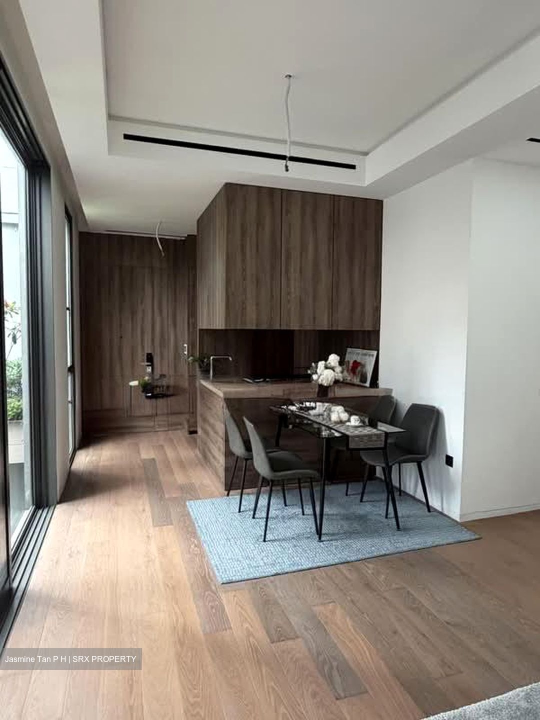 10 Evelyn (D11), Apartment #587158171
